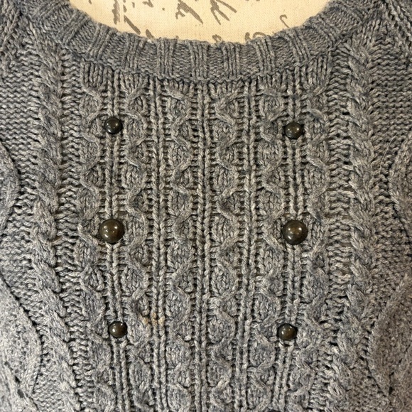 American Eagle AEO will blend cable knit textured sweater metal stud detail L - Picture 2 of 8